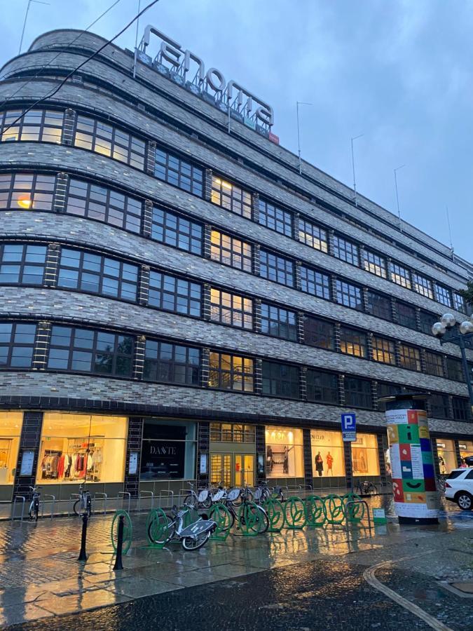 Dyrekcyjna Apartment Wrocław Eksteriør bilde